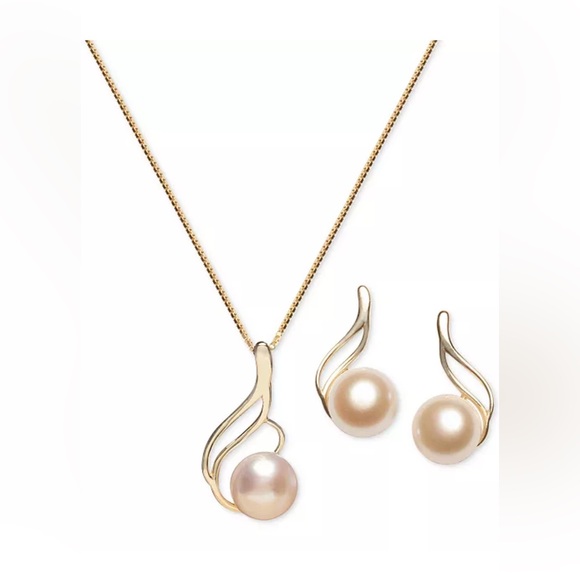 Elegant Gold Pearl Necklace and Earring Set